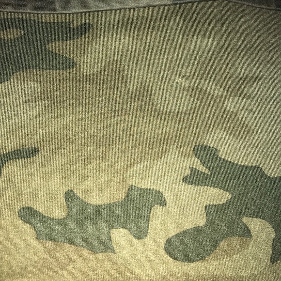 Lululemon RARE SET Camo Tank Top & Flow Bra Size 4 - Picture 7 of 8